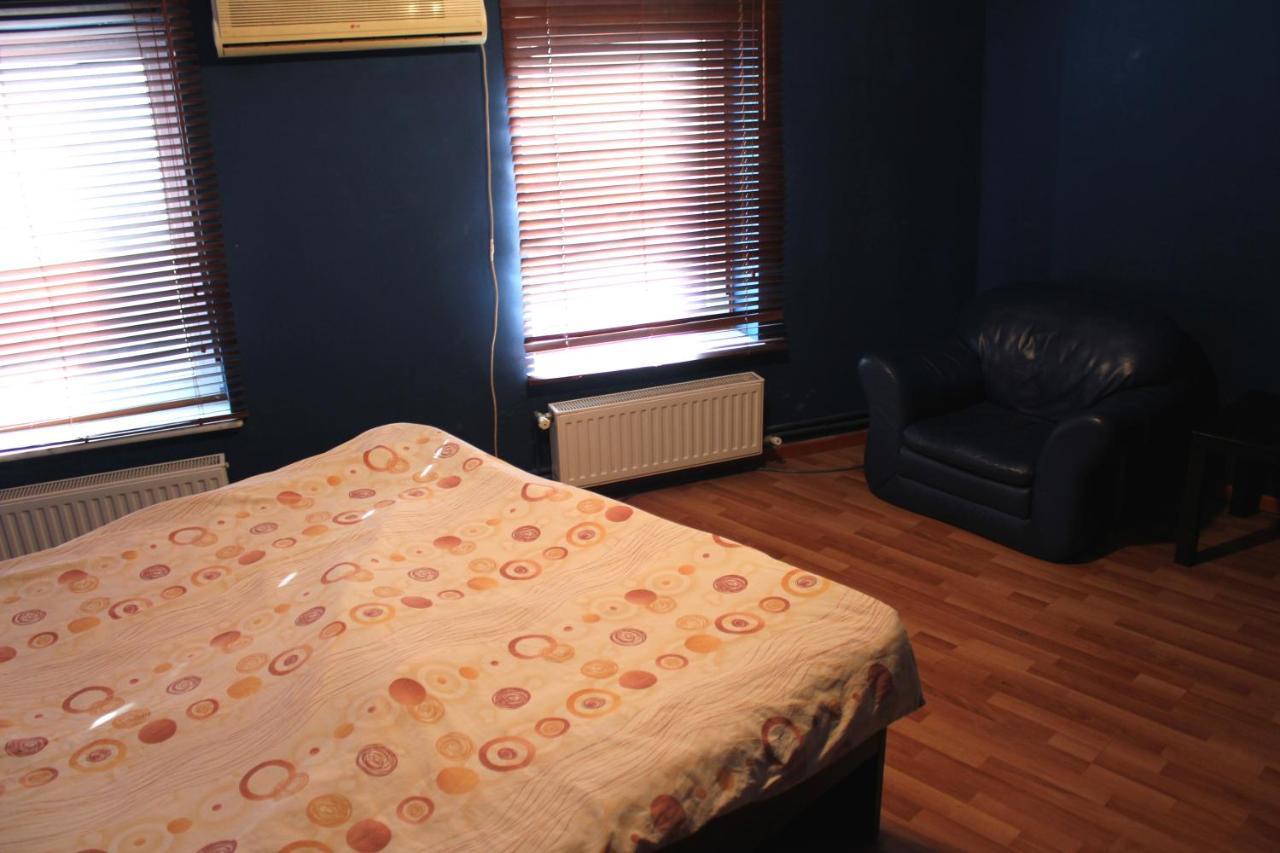Fun House Hostel Bucharest Room photo